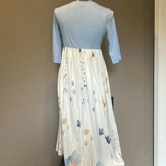 Exclusive Dress size small - Picture 5 of 11